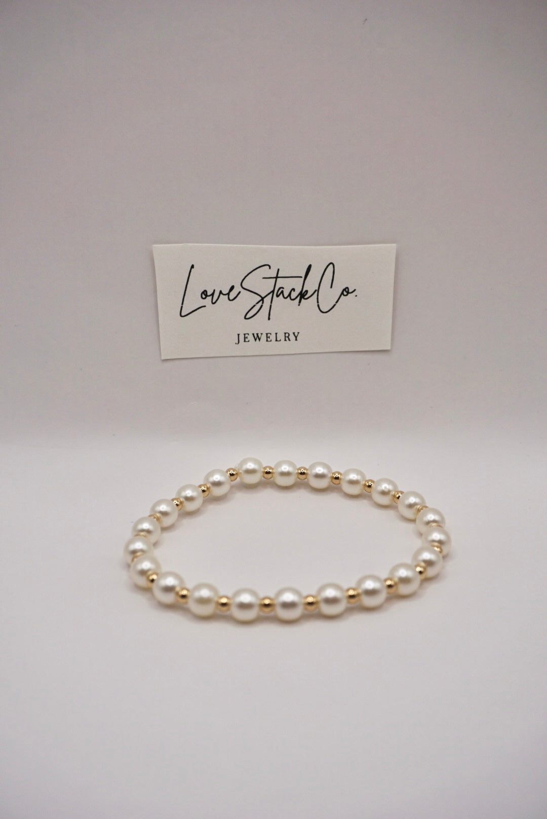 Pearl moment bracelet